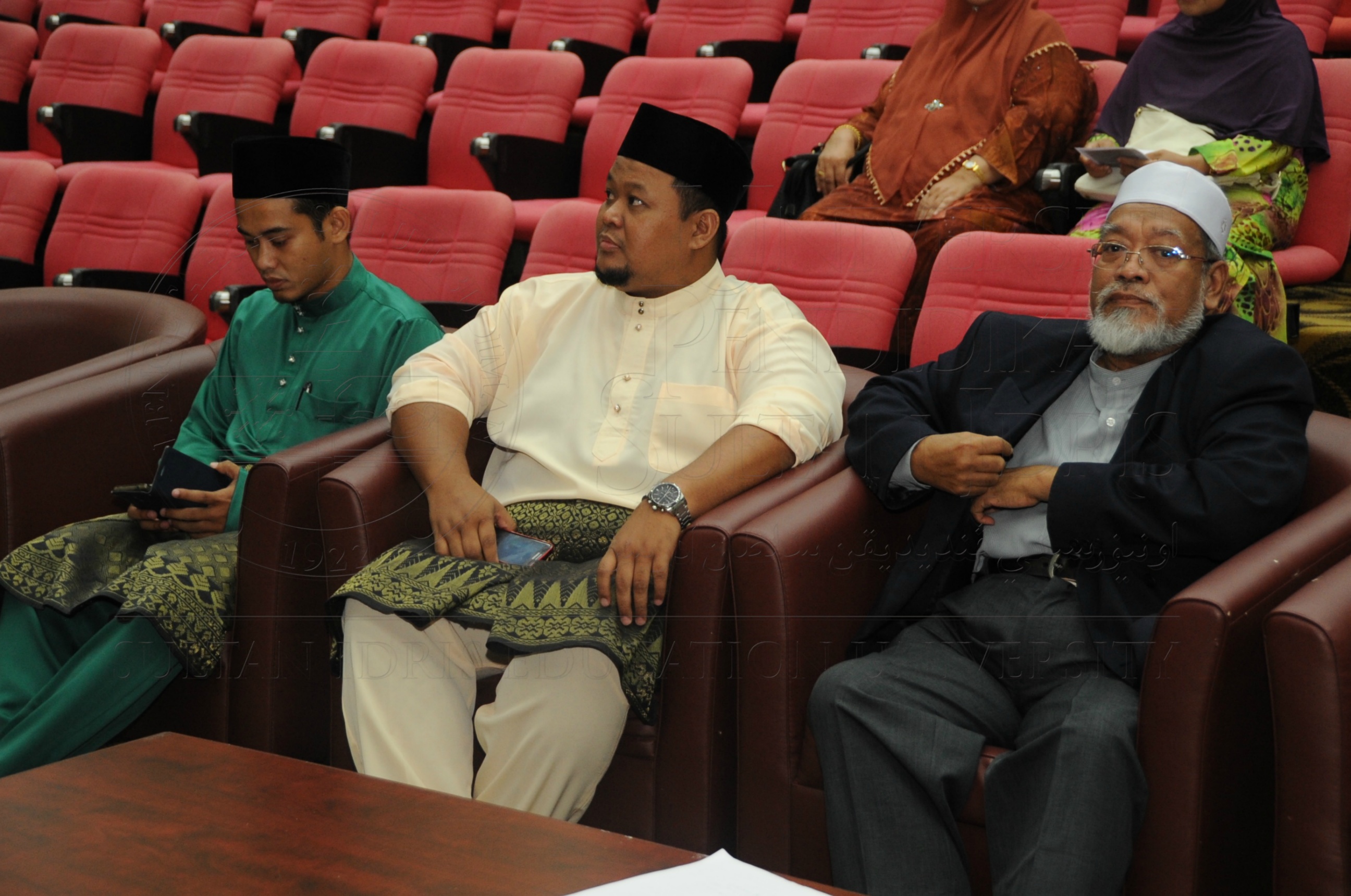 PRO 16 1 MAULIDUR HAS 7296